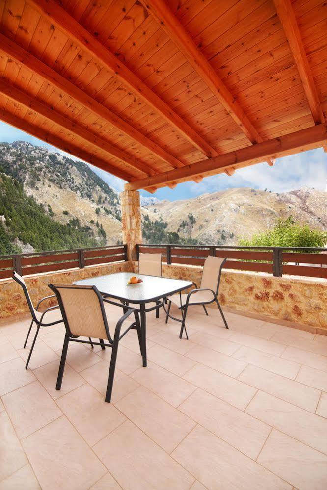 Villa Zoúrva Exteriér fotografie